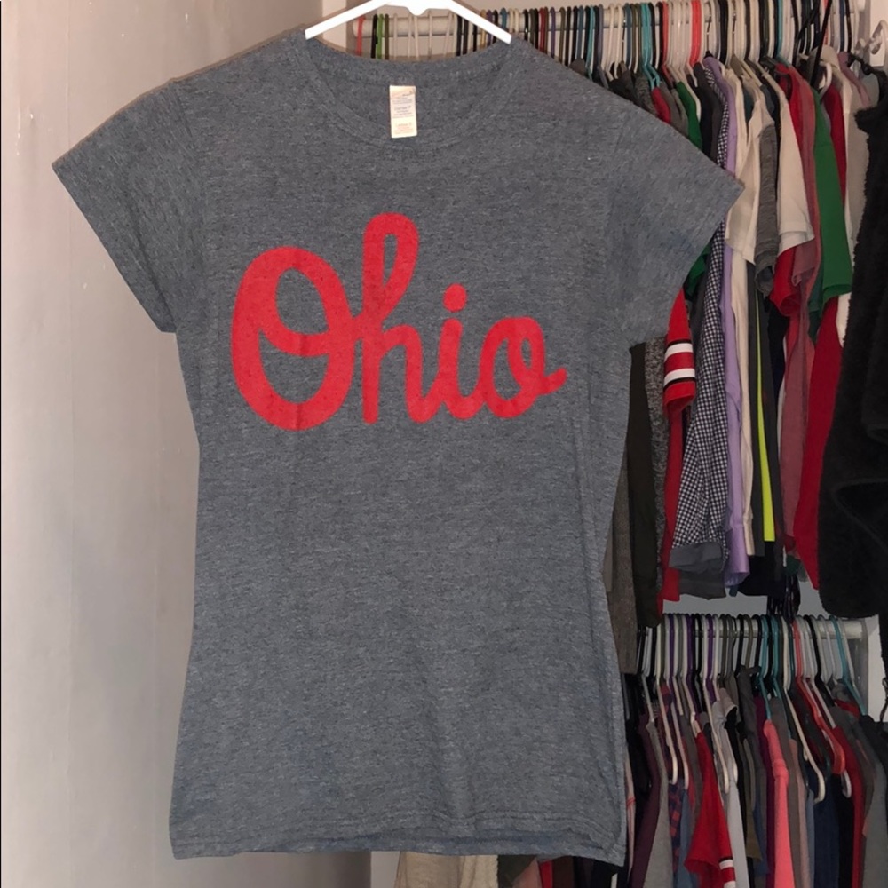 Short Sleeve Ohio Script shirt. Worn one time
